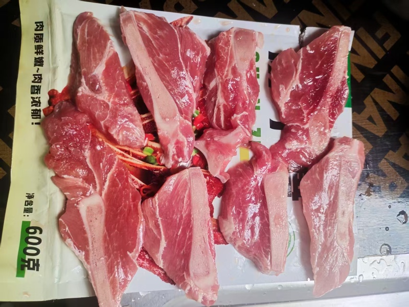 【手抓扇子骨】