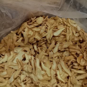 云南昭通小草坝干天麻片四级片统货