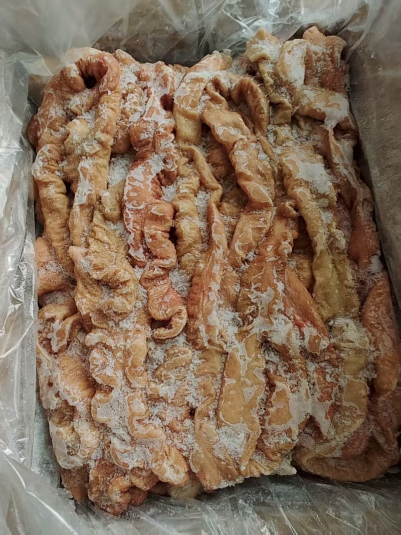 纯干大肠，特点：纯干无水分，解冻后无明显出水