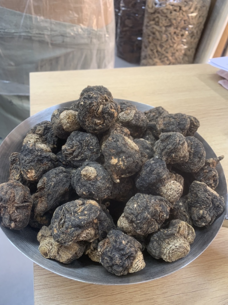产地直发丽江黑玛咖玛卡干果干片人工挑选