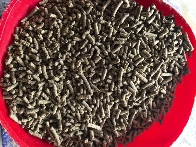 颗粒饲料，货源充足，产地直发，欢迎咨询