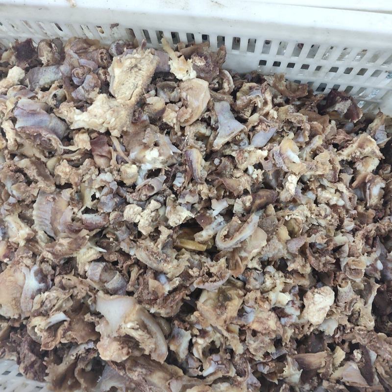 【熟牛肉】剔骨肉为骨边精华，筋肉相连，软糯弹牙，脂香浓郁
