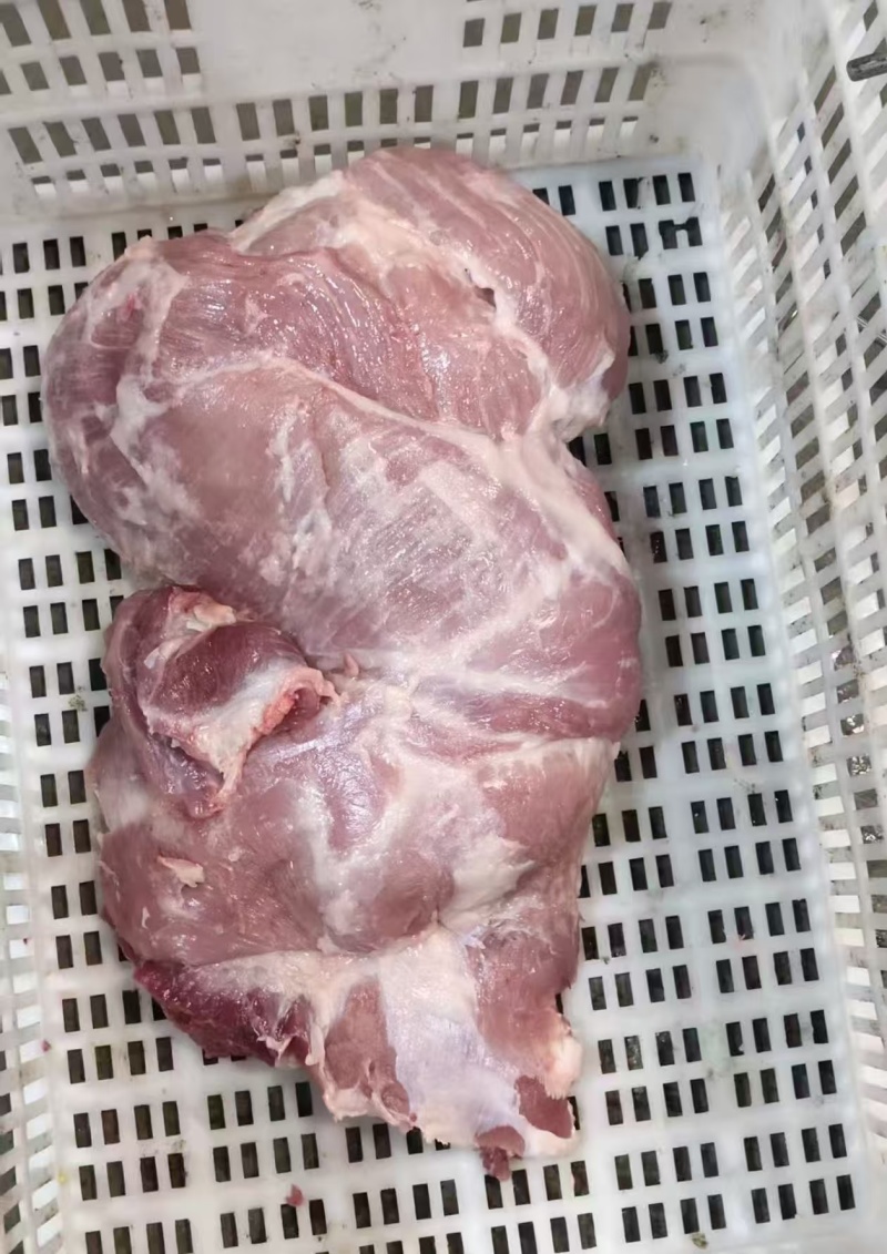 四号肉，去皮去骨后腿肉，精瘦肉，纯干货，量大谈价，带二刀