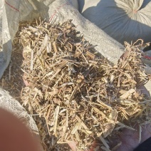 花生秧草段大量供应牛羊草料一手货源质量保证
