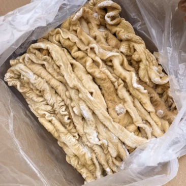 冷冻肥肠85/90去油22500量大可谈