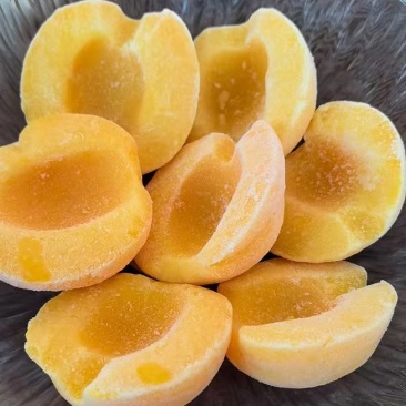黄金冠，560一吨。金黄后，640一吨长年有货