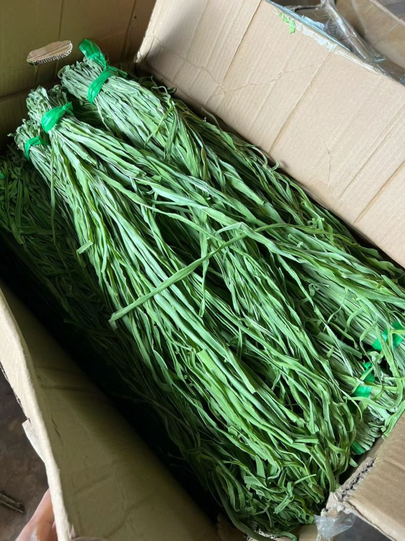大理宾川贡菜大量上市中，贡菜青笋跟贡菜成品都有。价格随行