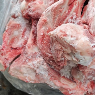 带肉后腿骨特价出30吨