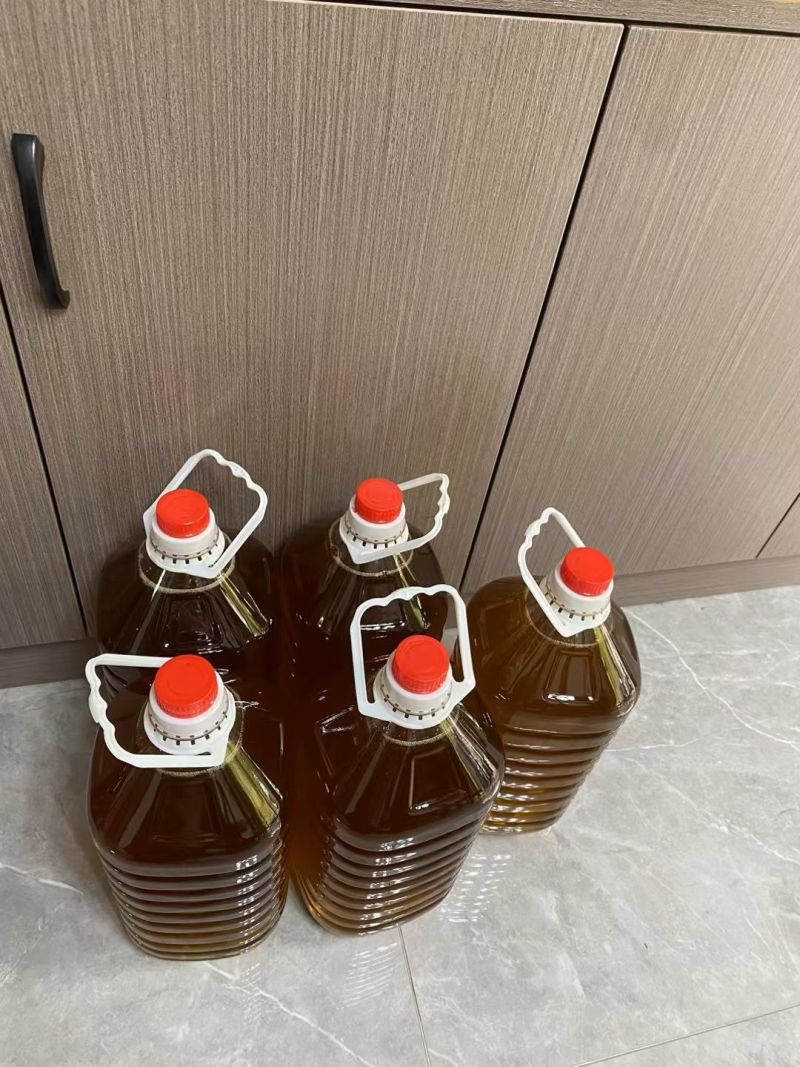 太阳自己晒起来的很好吃买越多越优惠还有山茶油可联系我可以