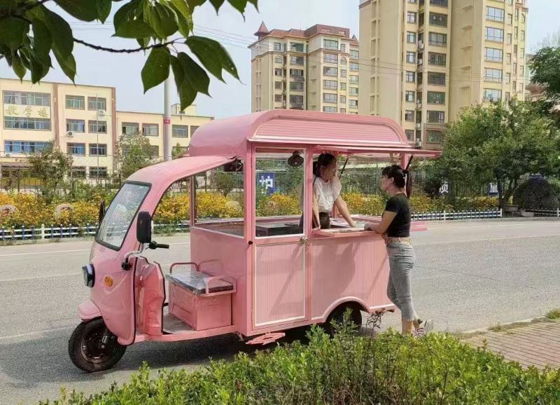 厂家批发直销原装摆摊小吃车，餐车