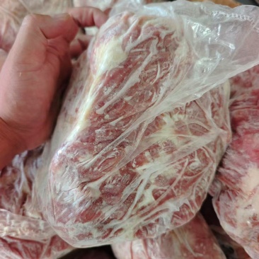 大块牛肉