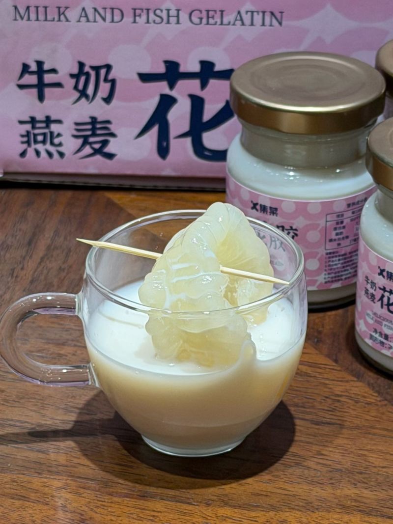 【冰糖燕窝】牛奶花胶添加燕窝