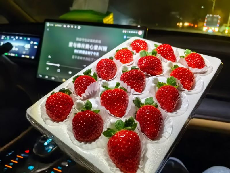 香野草莓，安丘精品草莓！纯甜无酸！
