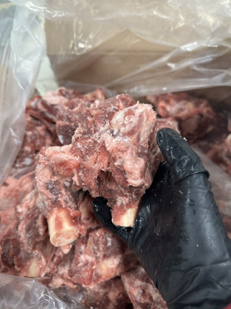 满肉羊棒骨，货源充足，手续齐全，全国发货，需要联系。