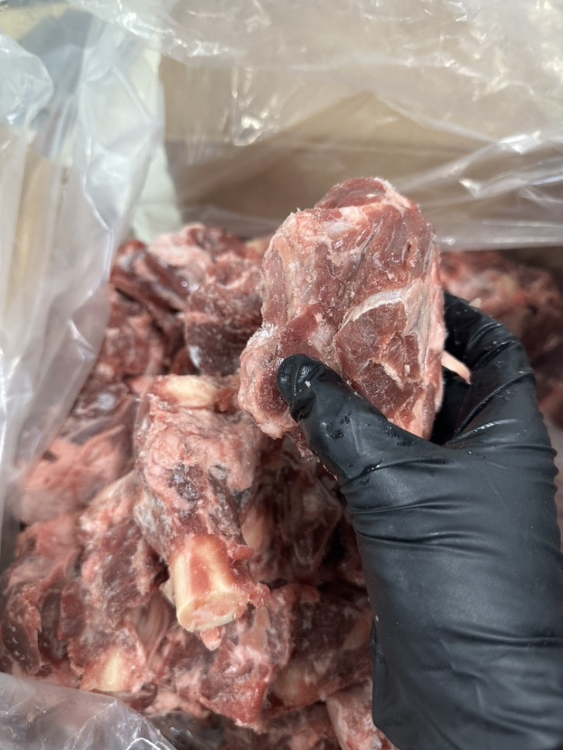 满肉羊棒骨，货源充足，手续齐全，全国发货，需要联系。