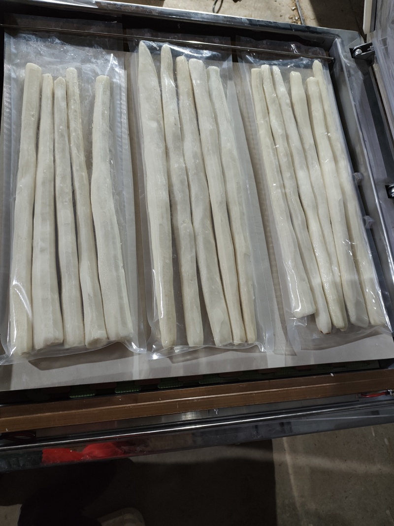去皮小白嘴山药，塑封，甜！面！精品！欢迎来电咨询