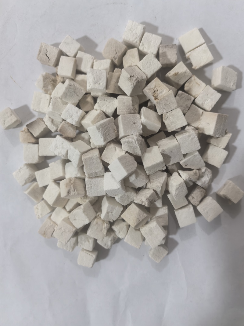 茯苓云南茯苓统货丁东弘药材批发一手货源