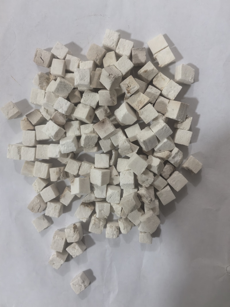 茯苓云南茯苓统货丁东弘药材批发一手货源