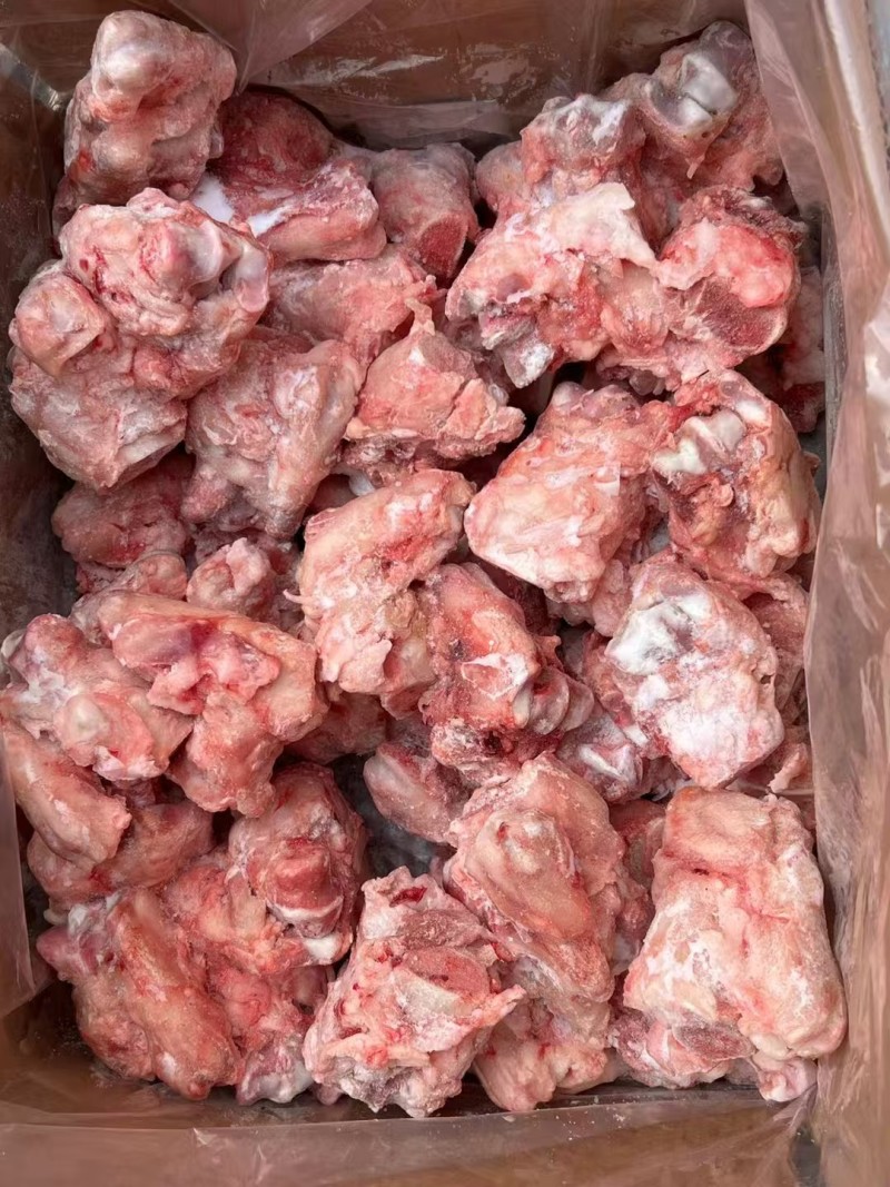 去皮拐骨，几块钱一斤，酱骨头专用