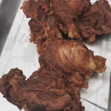 全熟猪腱子，量大价优，现卤现发