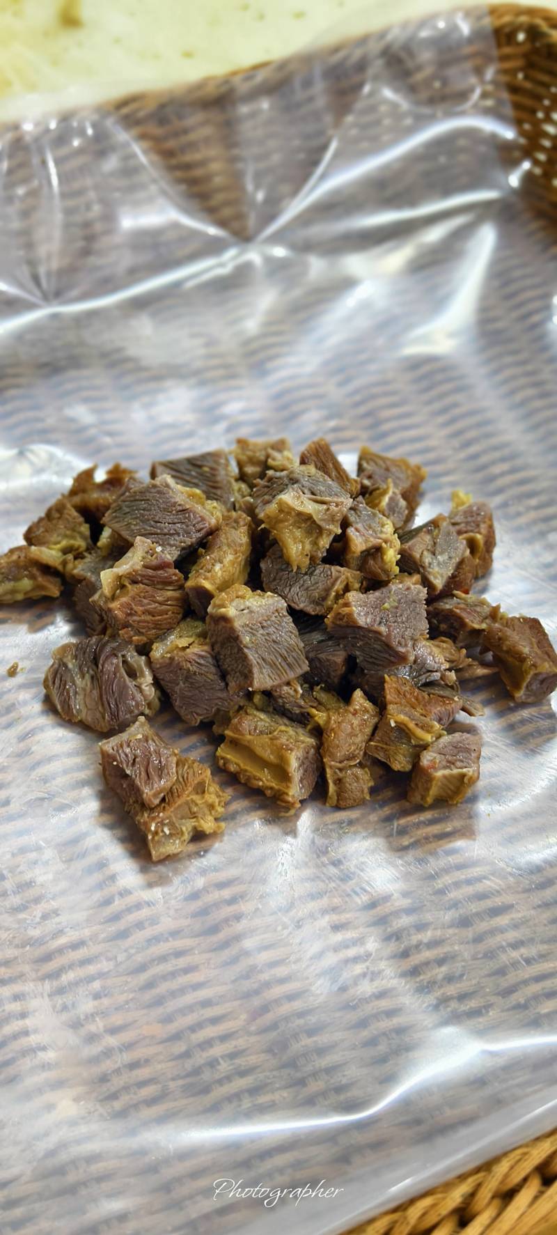 全熟五香牛腩粒，现卤现发