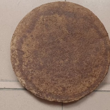 油茶饼，茶树果榨油留下的