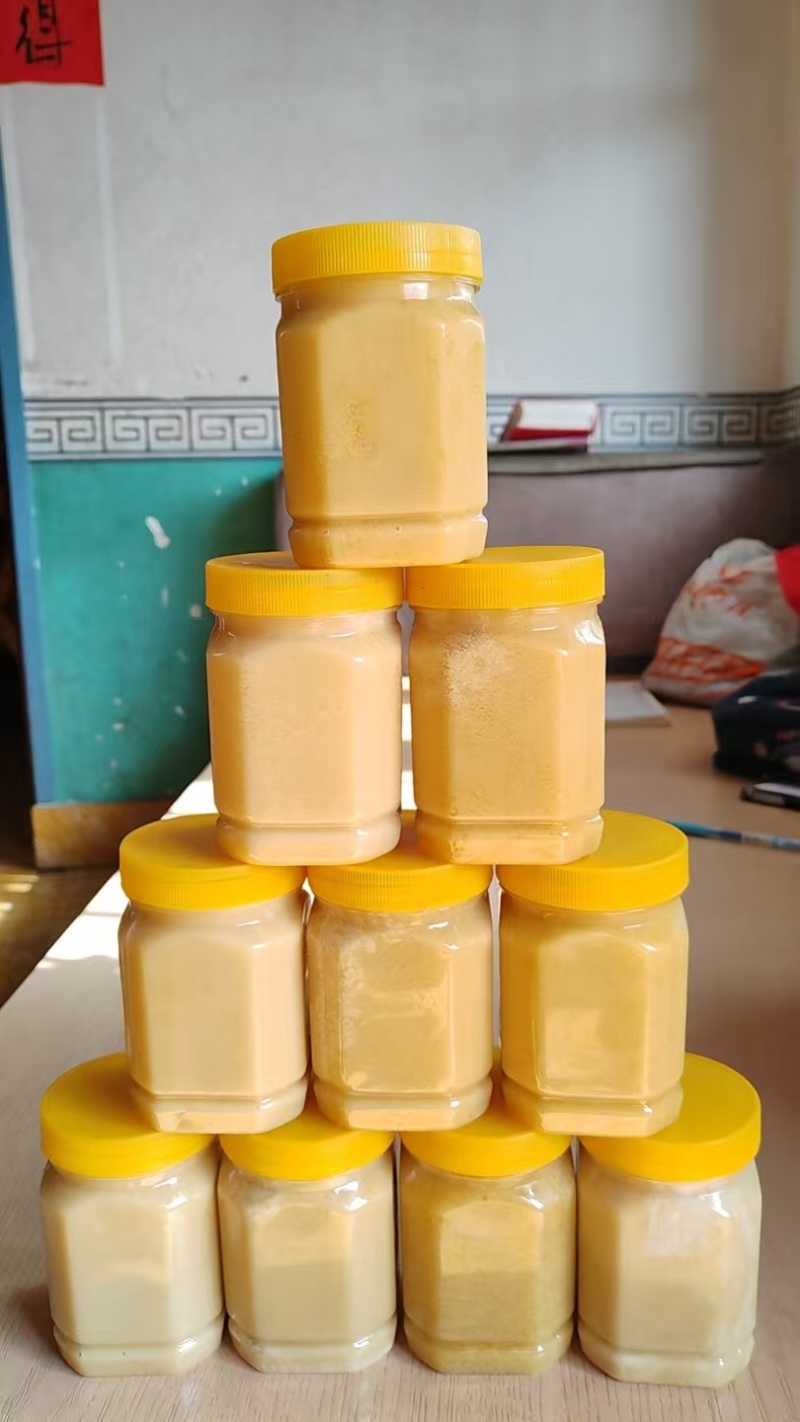 云南特产蜂蜜土蜂蜜全国可发欢迎咨询电联