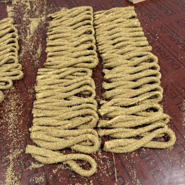 山东特产老式麻花糖厂家直发量大价优欢迎随时联系看货