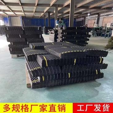 控根器植树专用屋顶花园排水板种菜楼顶绿化蓄水板双面阻根围