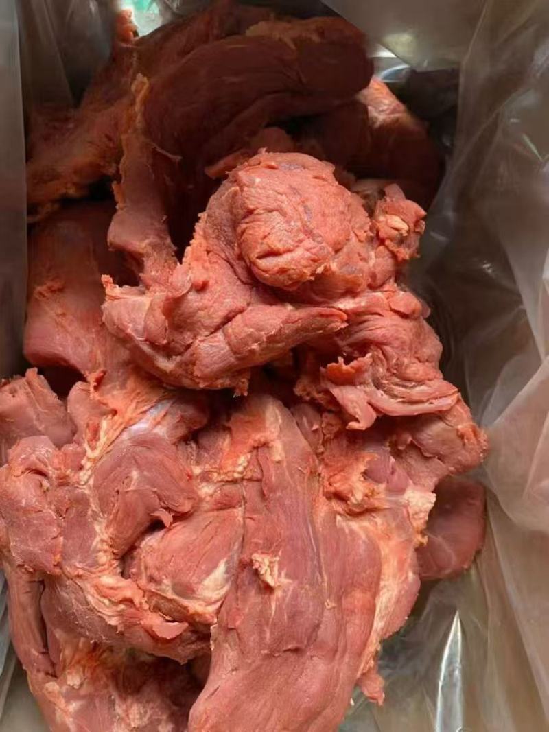 牛碎肉，牛碎肉块，长年有货，一件起发，量大从优。