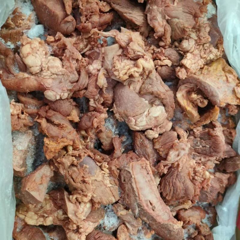 牛碎肉，牛碎肉块，长年有货，一件起发，量大从优。
