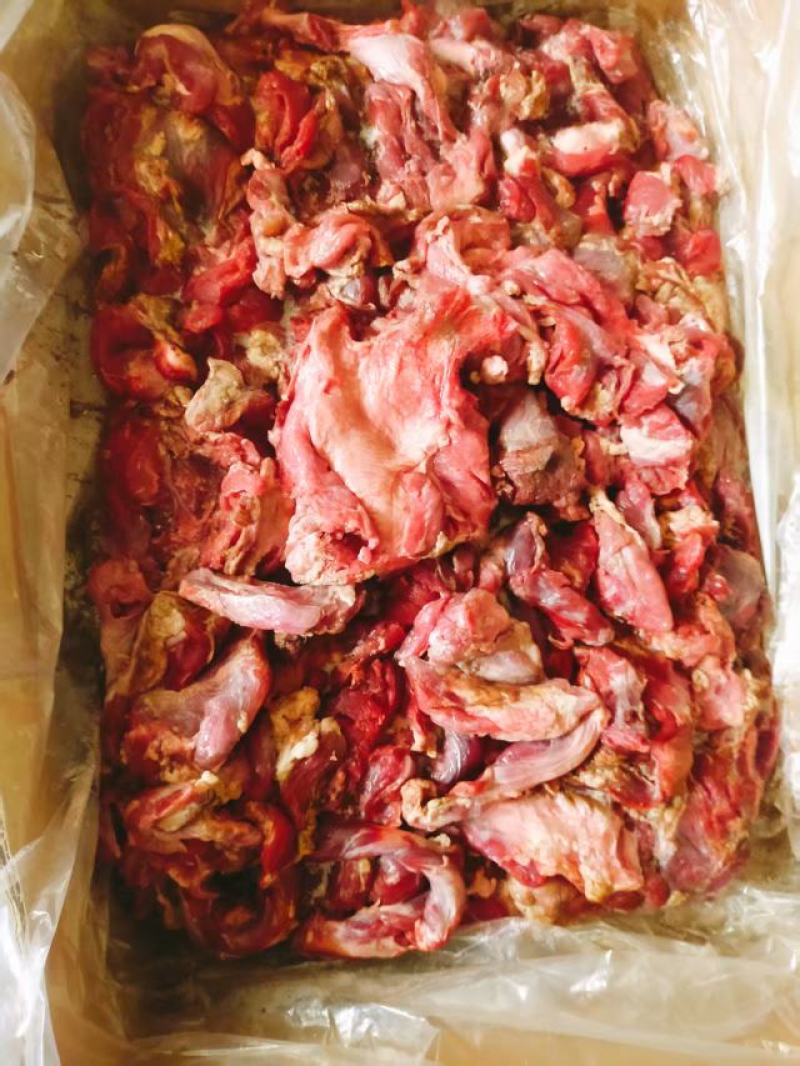 牛碎肉，牛碎肉块，长年有货，一件起发，量大从优。