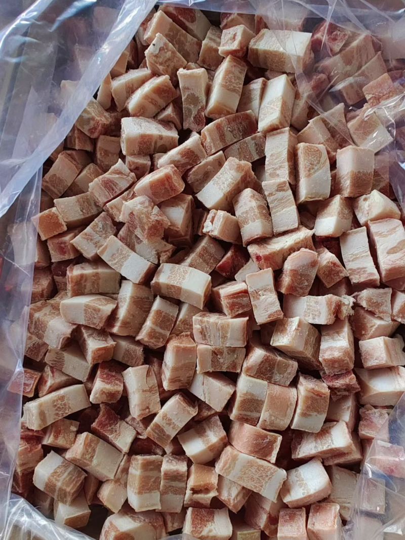 原切带皮五花肉块，红烧肉块，瘦度高价格合适最近非常火爆
