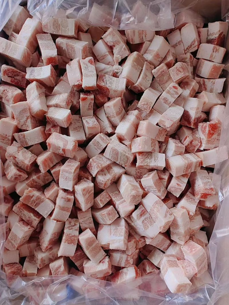 原切带皮五花肉块，红烧肉块，瘦度高价格合适最近非常火爆