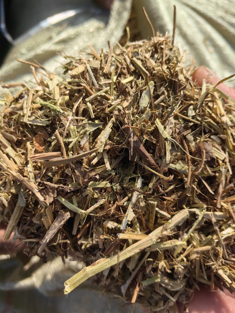 优质花生秧草，厂家直销价格不高