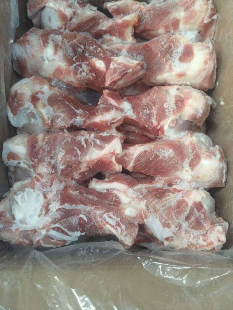 盼诚满肉大棒骨，开箱实拍，含肉率80。**推荐