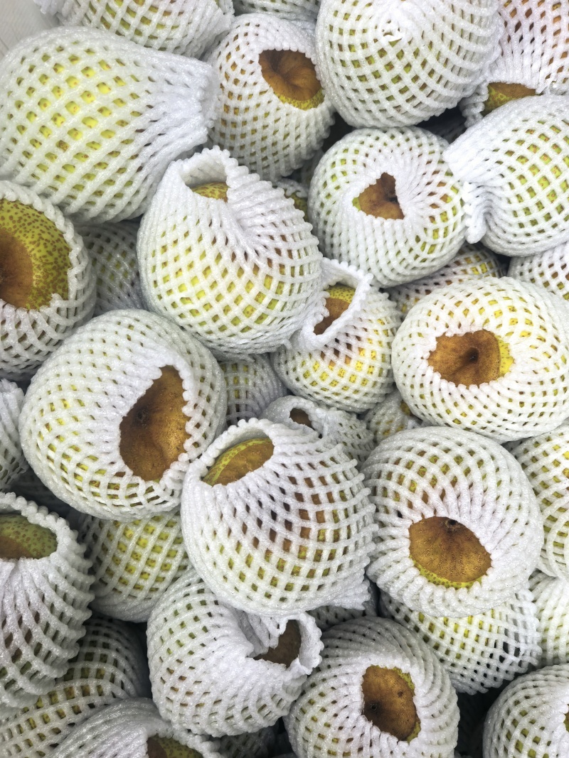 莱阳梨，个头大，口感甜，量大从优，欢迎咨询
