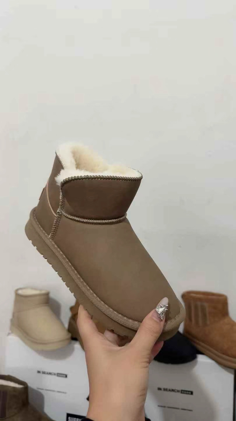 棉鞋到货，当季款鞋子柔韧性很好