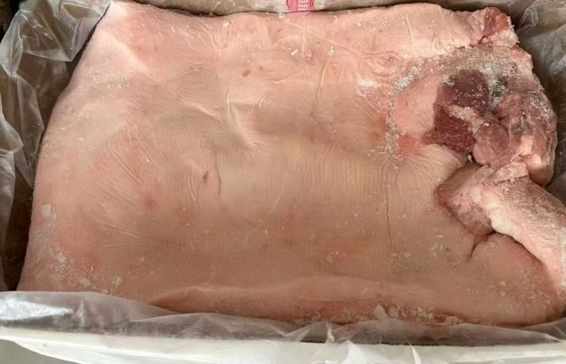 肥猪去皮前上肉