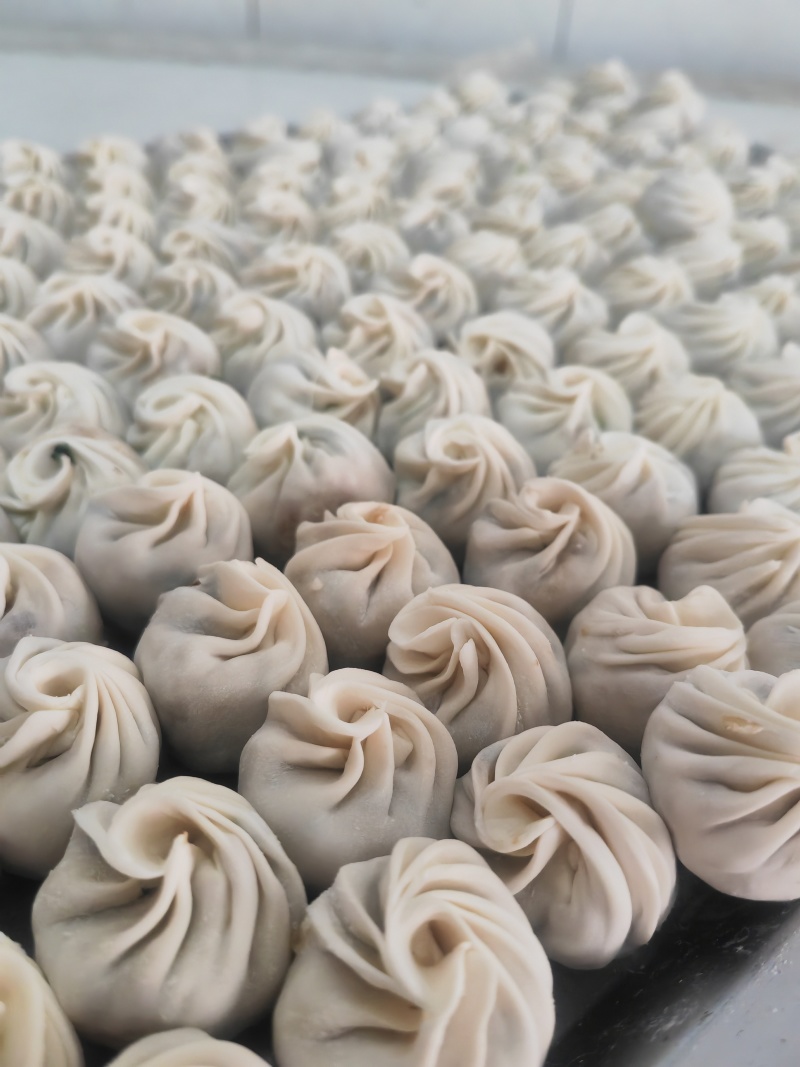 福鼎特色纯手工小笼包，精致美味，小朋友最爱的点心。