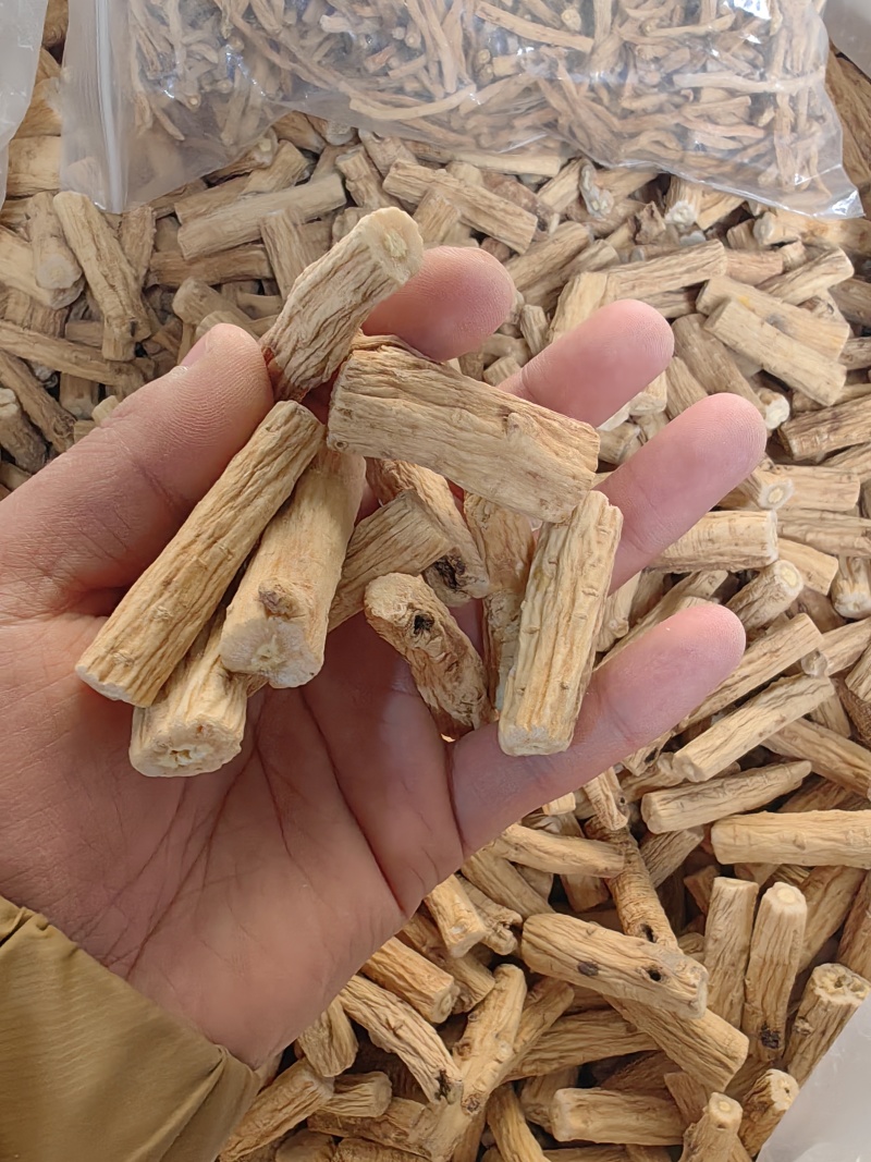 【产地直供】白条党参寸节，精选高品质党参，质量有保障。