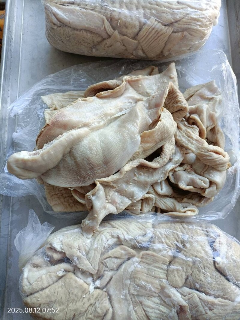 （牛大肠）批发规格40斤半成品牛肠半熟牛大肠
