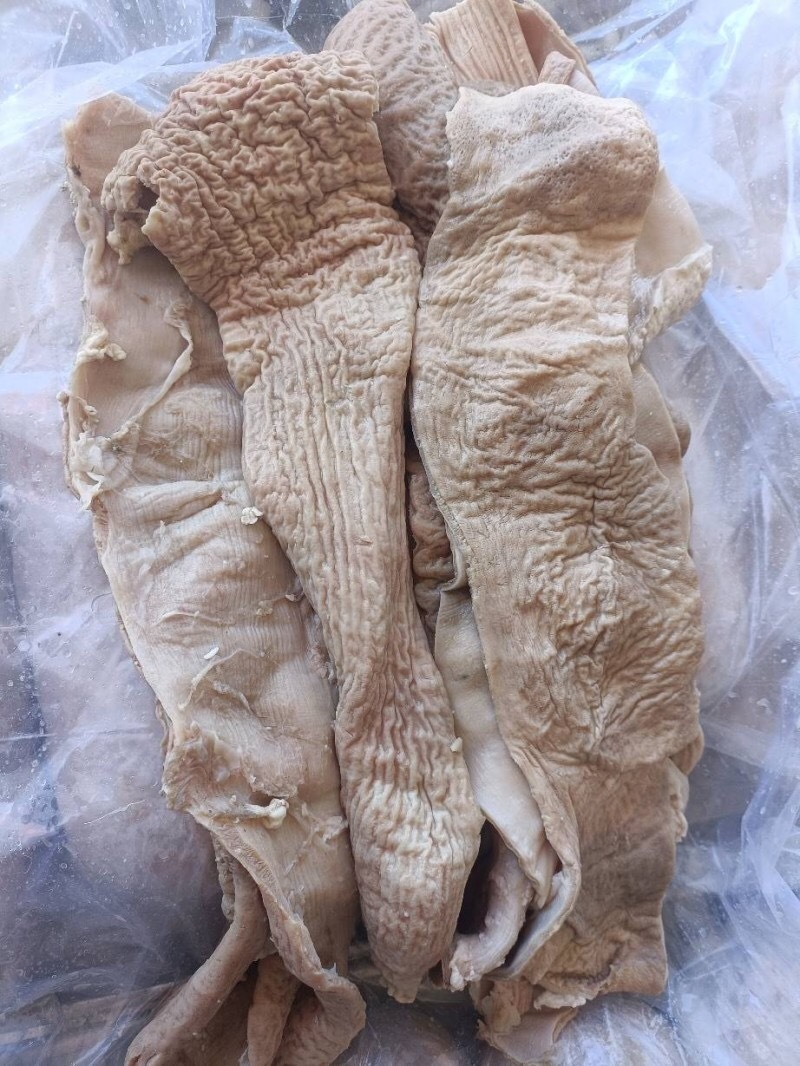 （牛大肠）批发规格40斤半成品牛肠半熟牛大肠