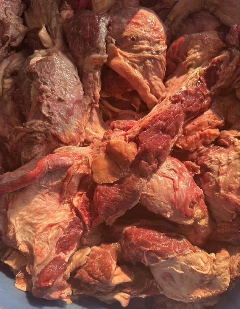 （牛脖根肉）规格50斤冻品大块牛碎肉牛脖根肉