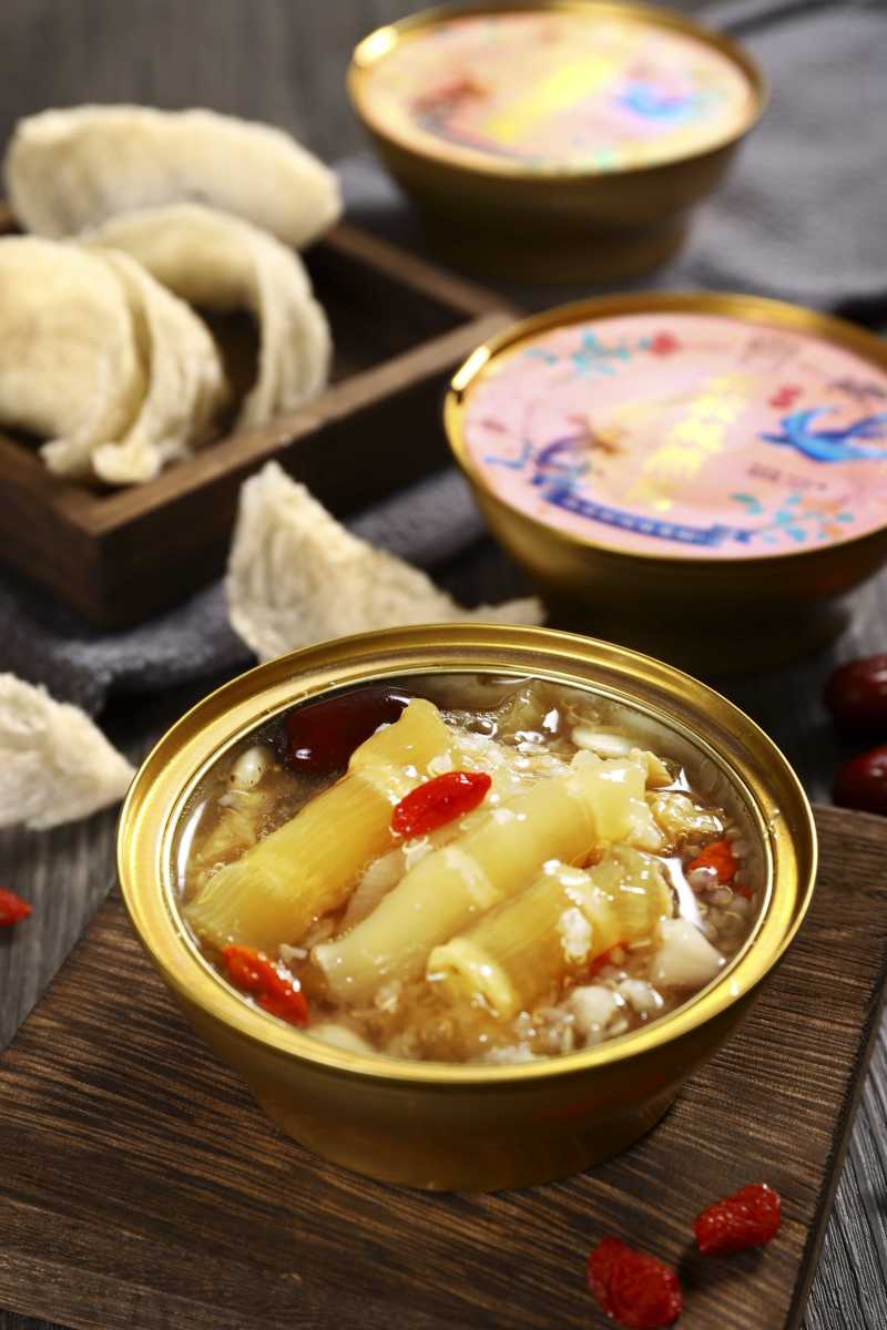 花胶炖燕窝