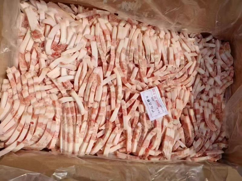 去皮五花肉条，省时省力，十公斤一箱，零售价格5.8一斤
