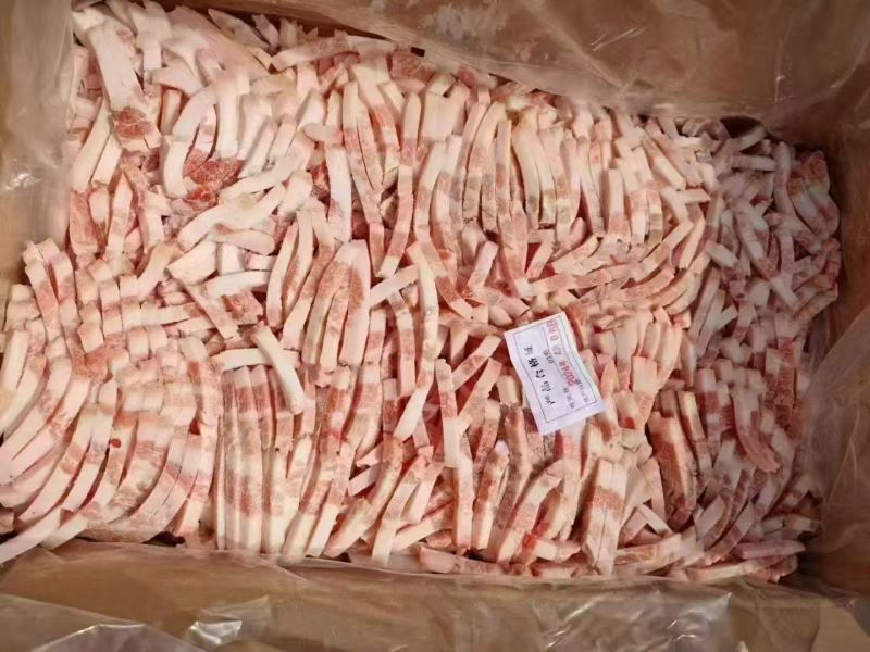去皮五花肉条，省时省力，十公斤一箱，零售价格5.8一斤