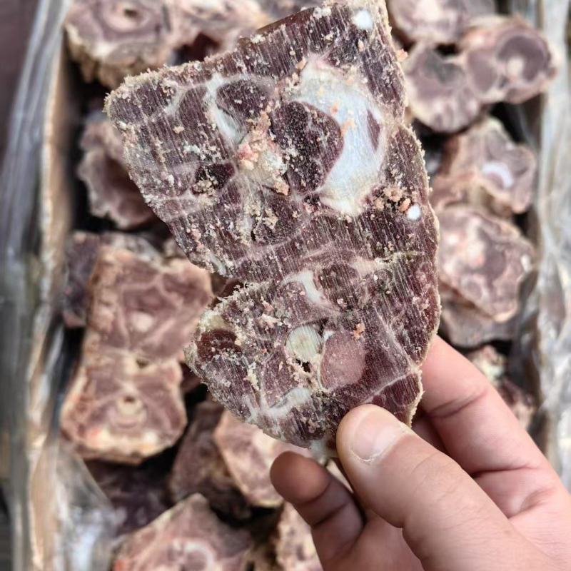 满肉羊脖骨