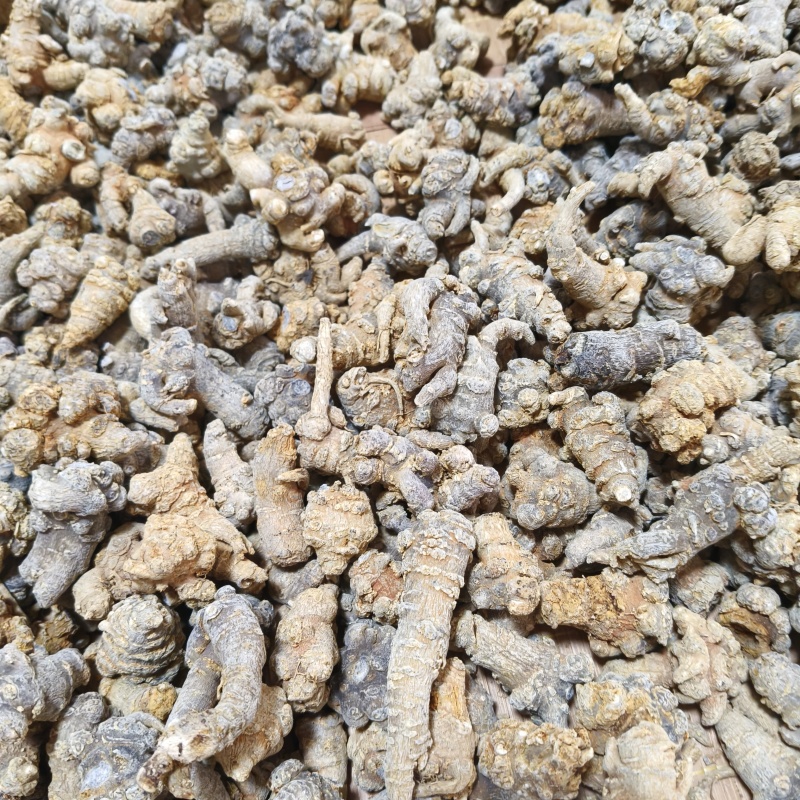 云南文山三七，大量批发零售，三七没有打蜡，经阳光自然晒干
