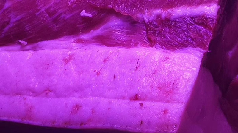 买我家农村土猪肉有需要的来不会拍照但是是正宗的